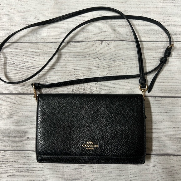 Coach Handbags - Coach Crossbody bag
